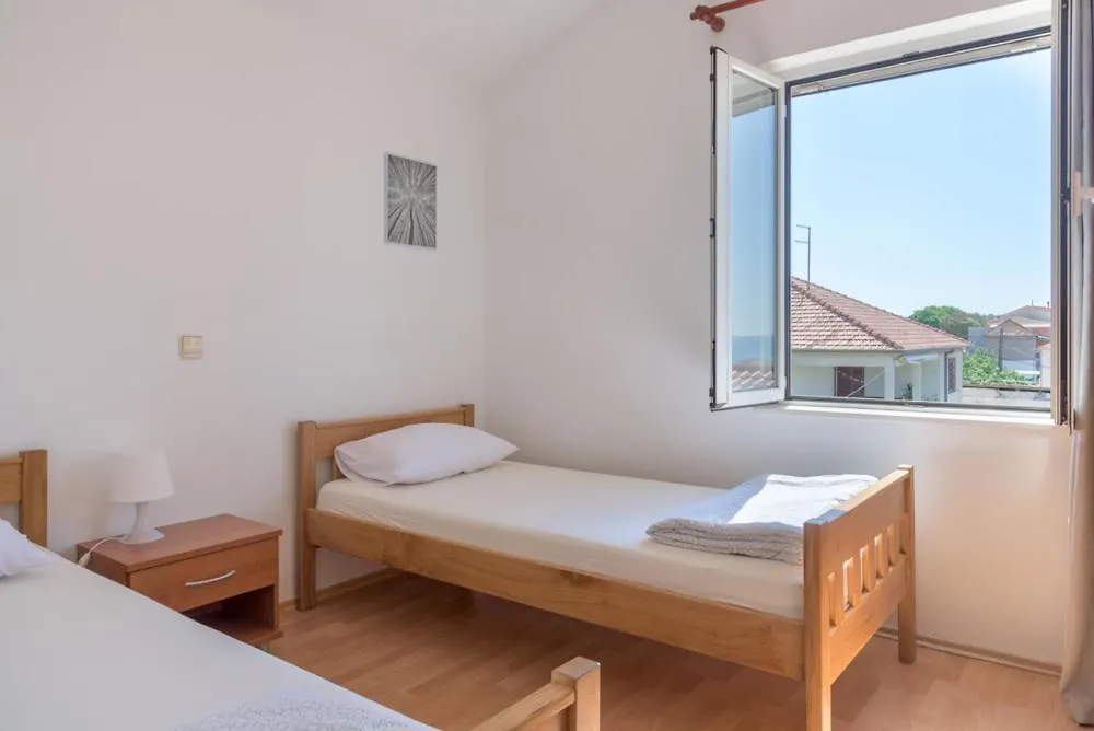 Rasin Apartments Pakoštane